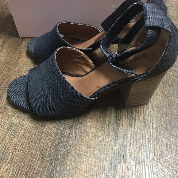 Denim Heels size 10 - Picture 6 of 8